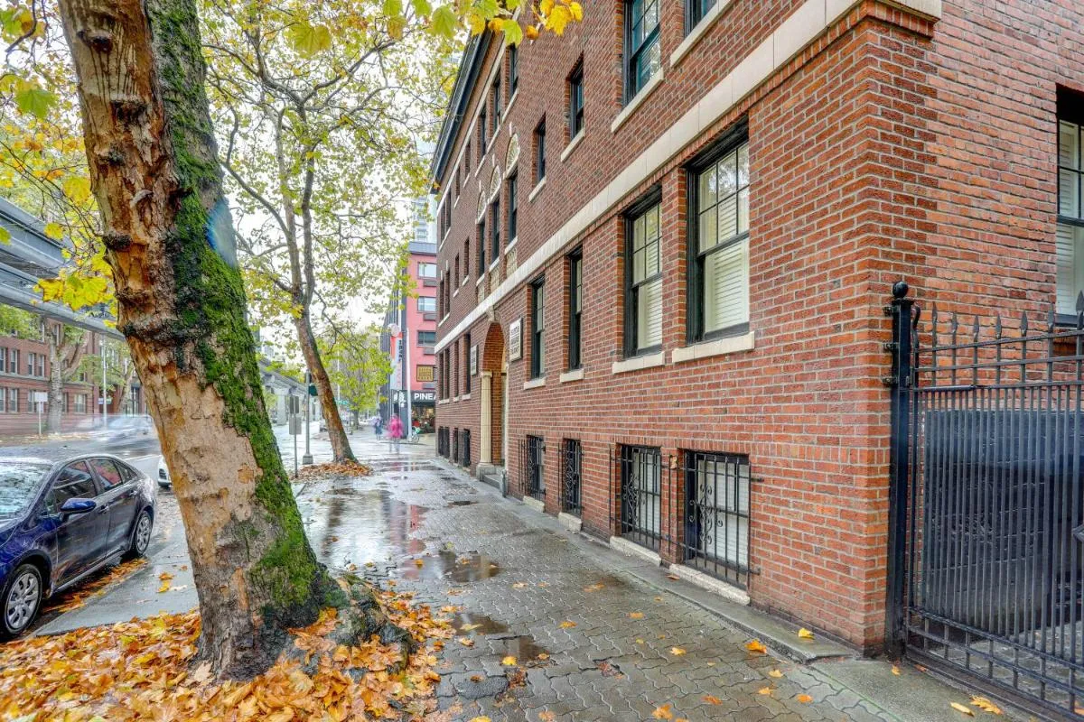 Image 5 of Seattle Condo with Parking, Near Space Needle!