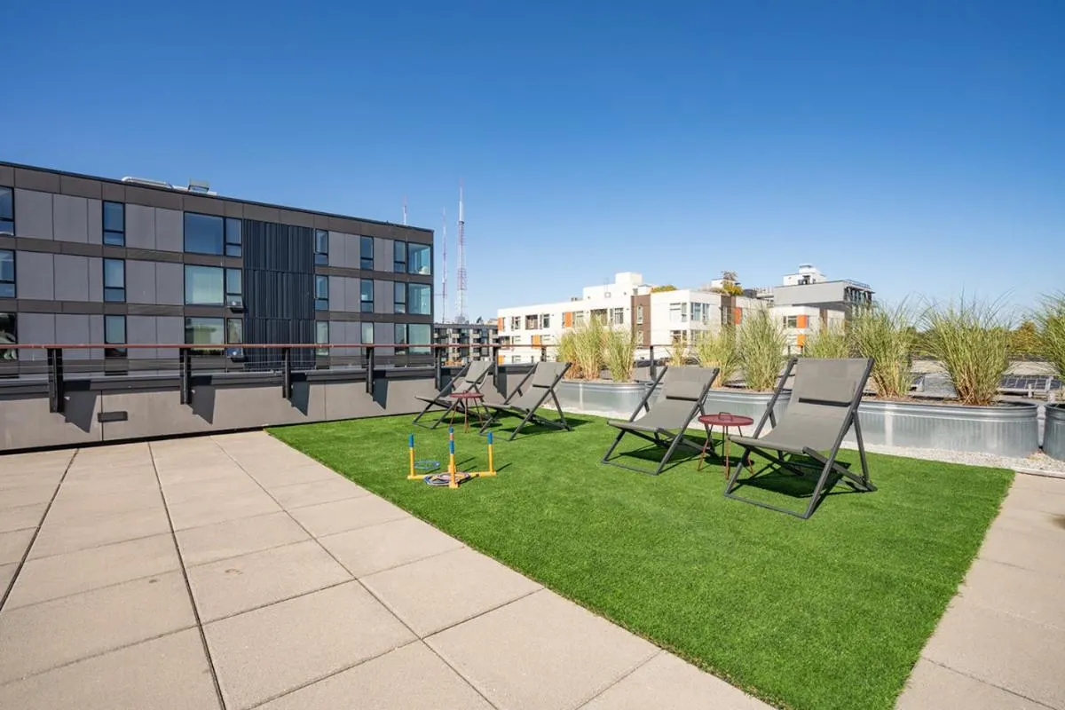 Image 5 of Seattle Modern and Stylish Penthouse Apartment (Wifi, Pet Friendly, Rooftop)