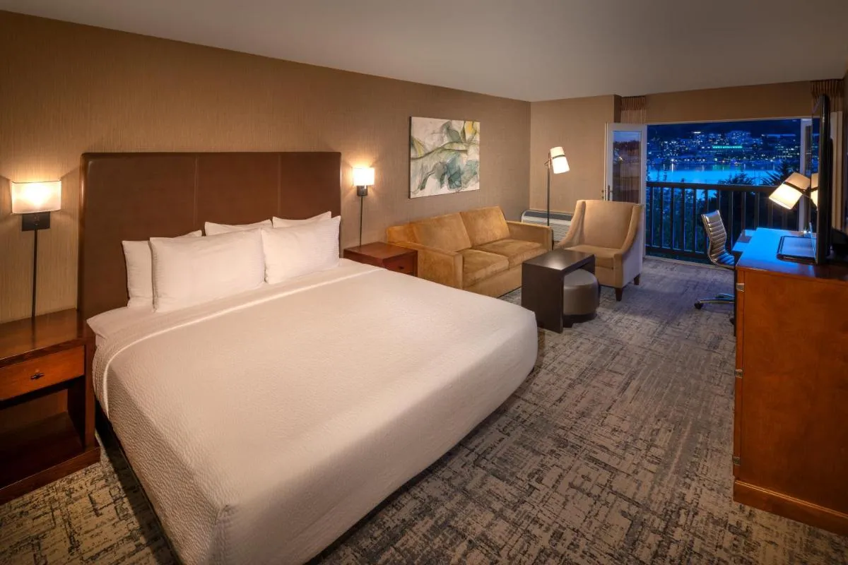 Image 1 of Silver Cloud Hotel – Seattle Lake Union