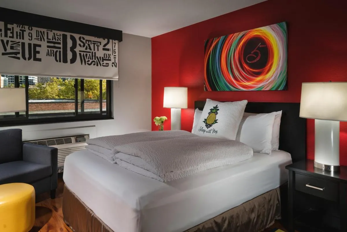 Image 6 of Staypineapple, Hotel FIVE, Downtown Seattle