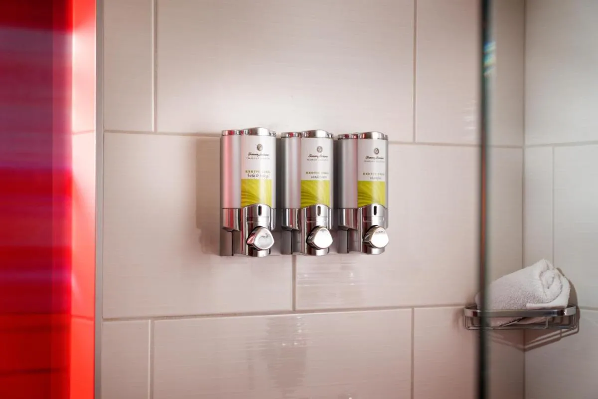 Image 2 of Staypineapple, Hotel FIVE, Downtown Seattle