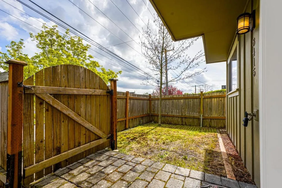 Image 6 of Stylish North Seattle Townhouse- Dual Master Suites