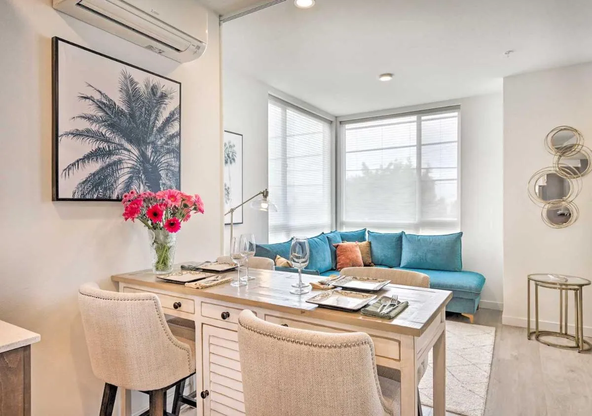 Image 1 of Stylish Townhome in Ballard