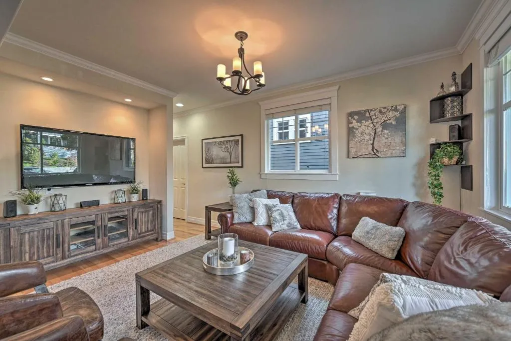 Image of Sunny Seattle Home with Deck about 6 Mi to Downtown