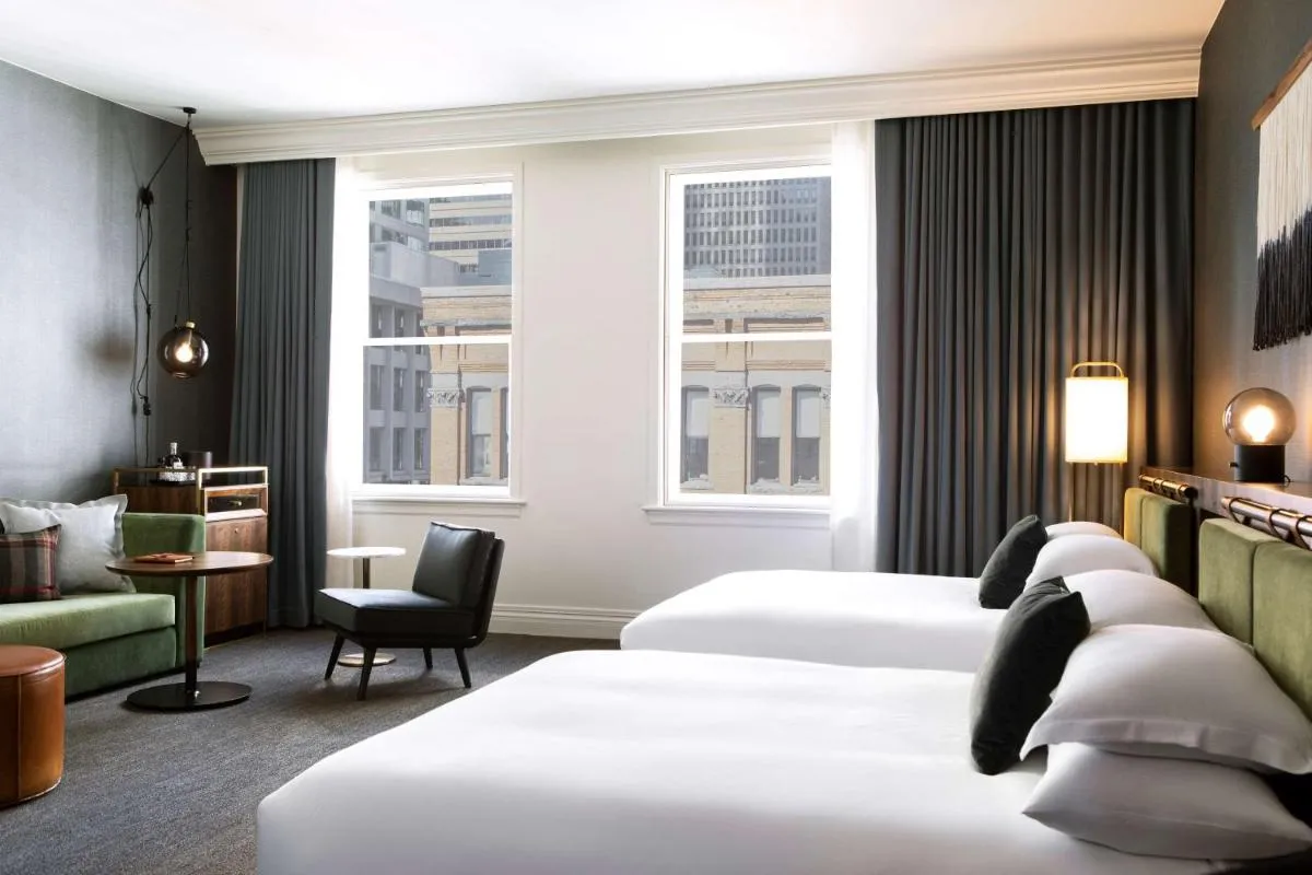 Image 2 of The Alexis Royal Sonesta Hotel Seattle