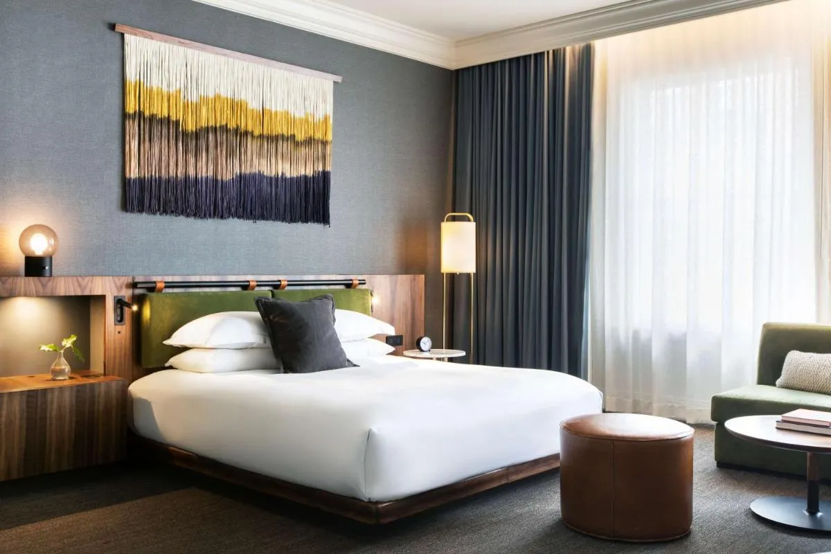 Image 4 of The Alexis Royal Sonesta Hotel Seattle