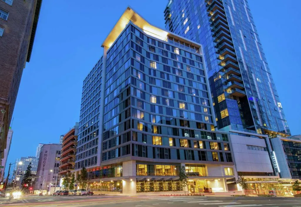 Image of The Charter Hotel Seattle, Curio Collection By Hilton