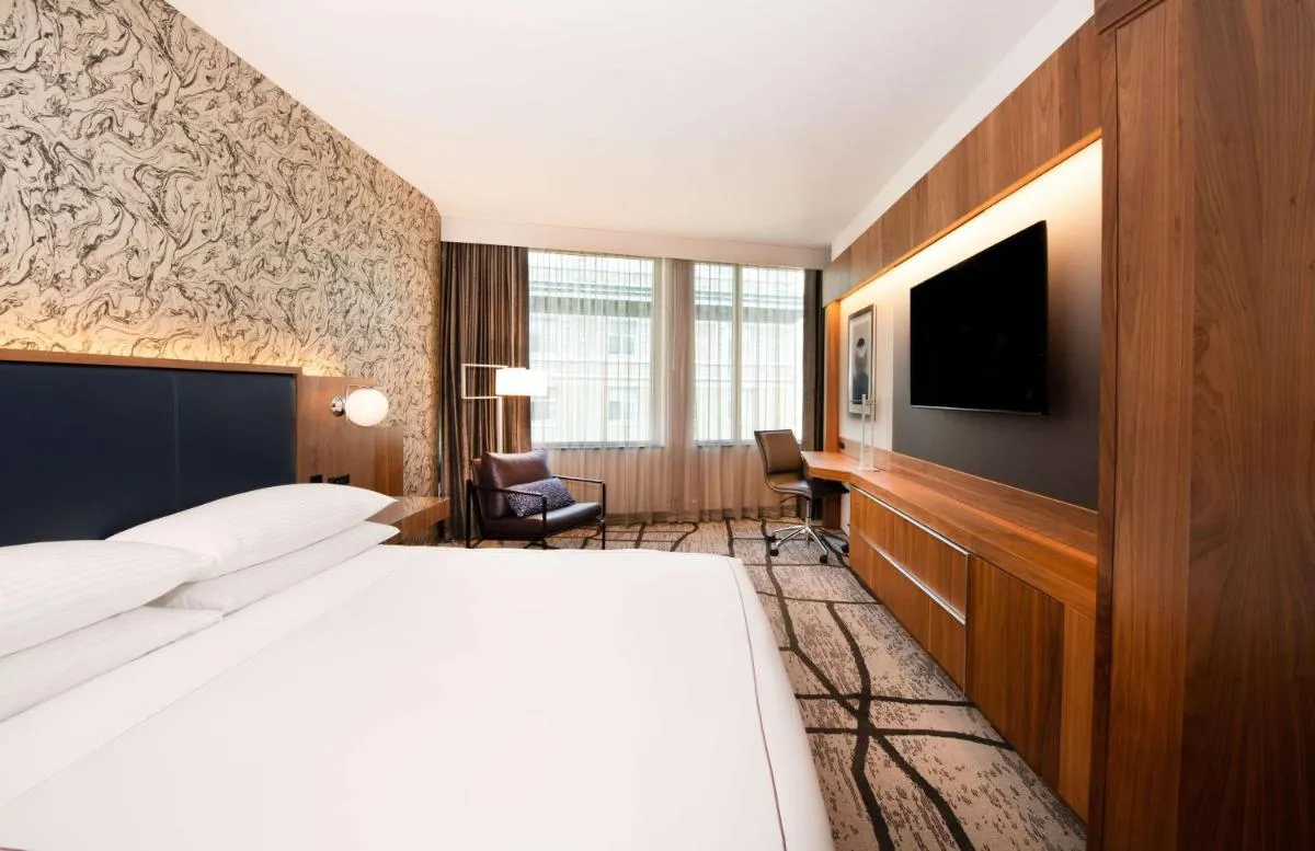 Image 4 of The Charter Hotel Seattle, Curio Collection By Hilton