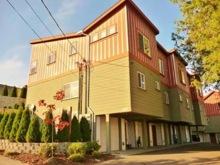 Image of Vibrant Living in Harmony, unit C