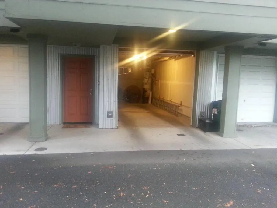 Image 5 of Vibrant Living in Harmony, unit C